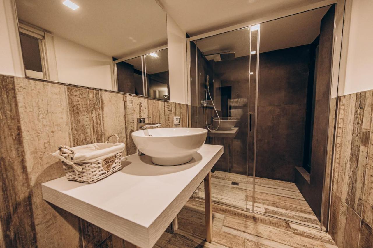 Le Suite Bed Pulsano Exterior photo